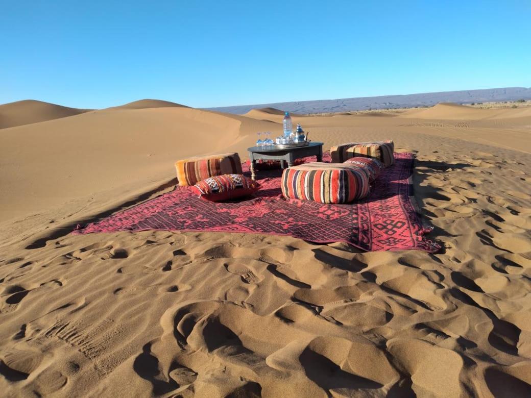 Hotel Mhamid Yaya Camp & Activites à M'Hamid El Ghizlane Extérieur photo